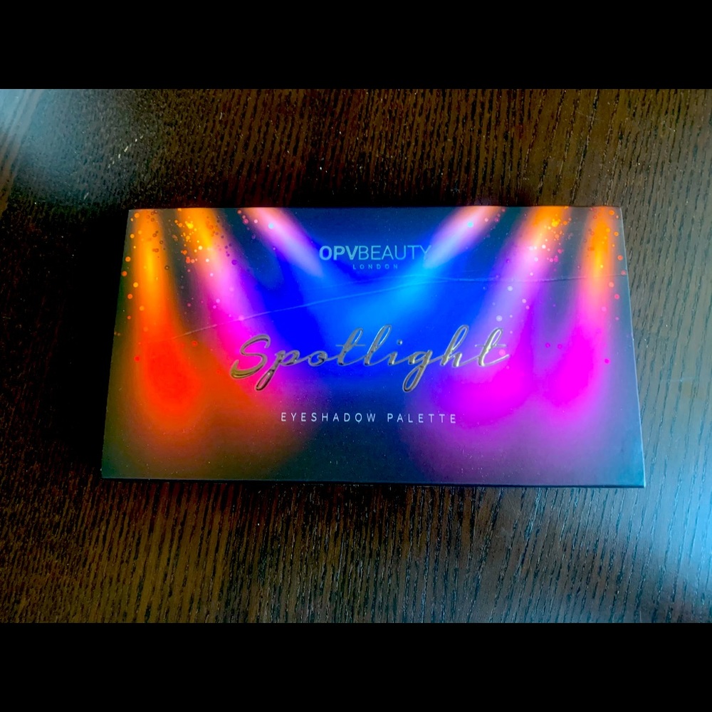 OPV spotlight eyeshadow palette